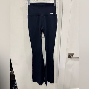 Aim’n Navy Ribbed Flared Leggings